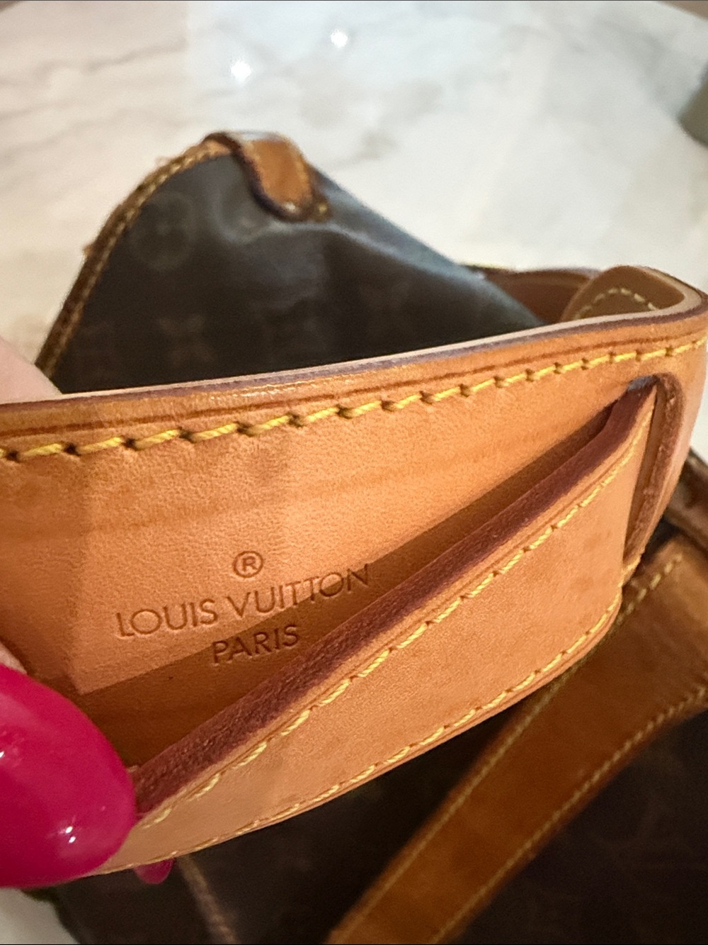 Louis Vuitton Monogram Canvas Messenger Bag - Picture 8 of 17